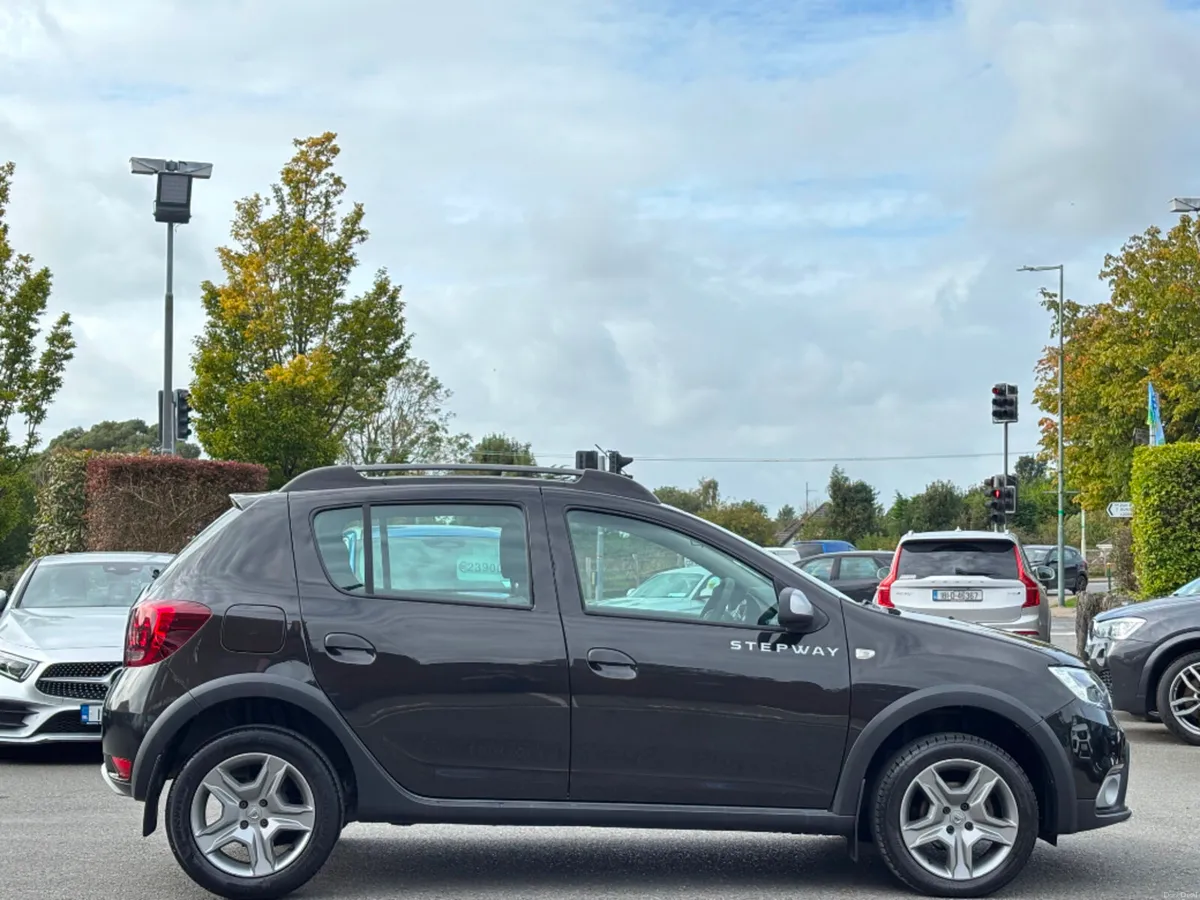 Dacia Sandero Stepway STEPWAY ALTERNATIVE 1.0 TCE - Image 4