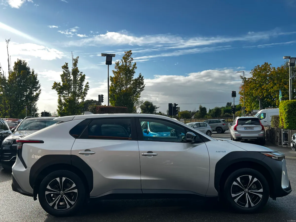 Toyota bZ4X SPORT EV AUTO *LOW KMS* - Image 3