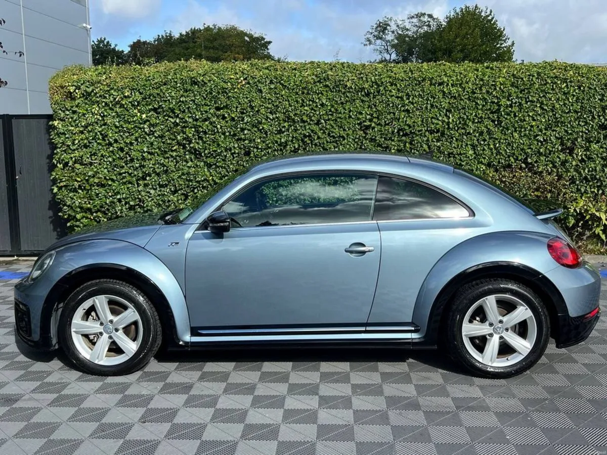 Volkswagen Beetle R-LINE 1.4 TSI AUTO // SERVICE H - Image 3