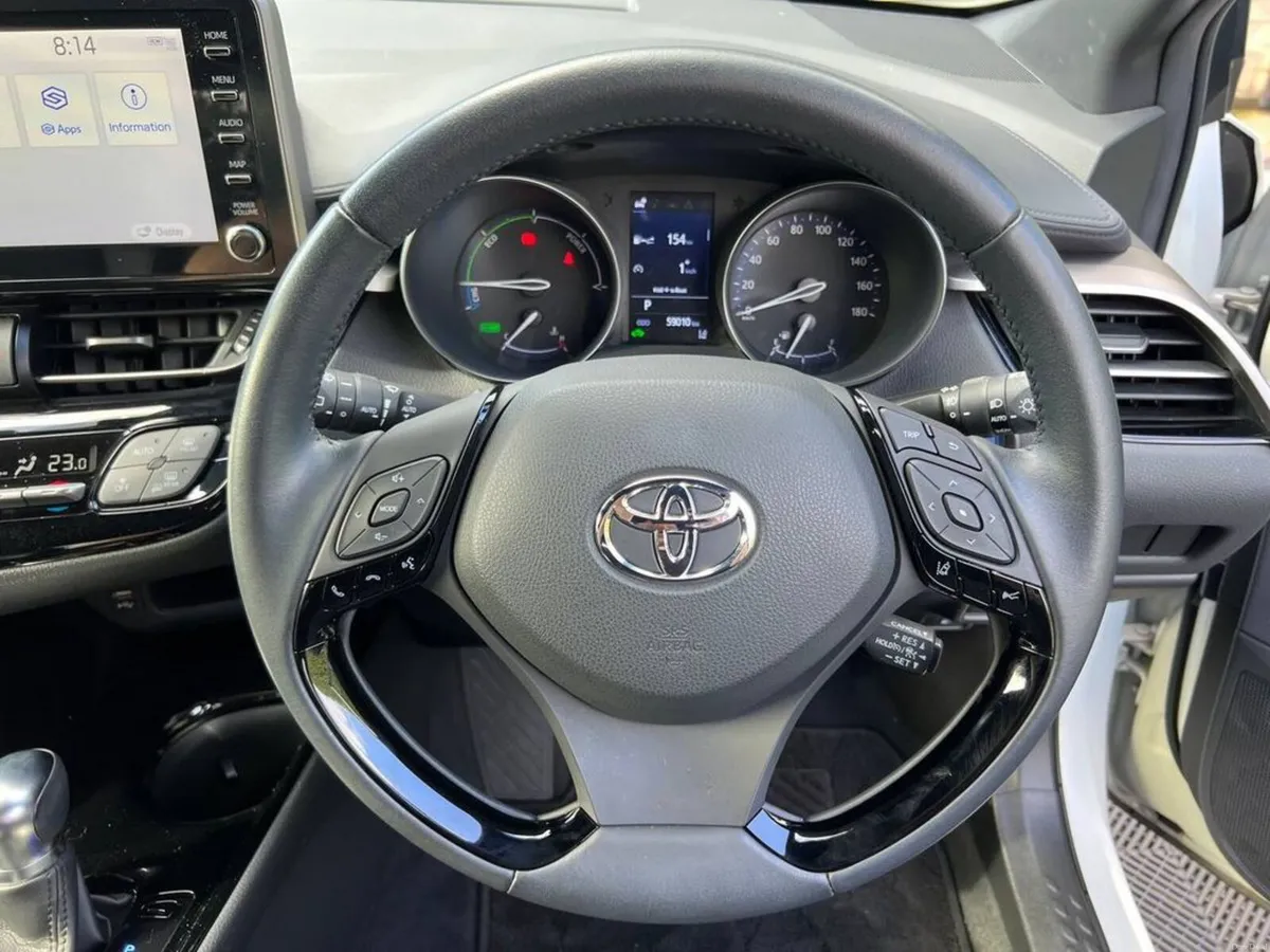 Toyota C-HR G-NERO PACK 1.8 HYBRID AUTO // APPLE C - Image 4