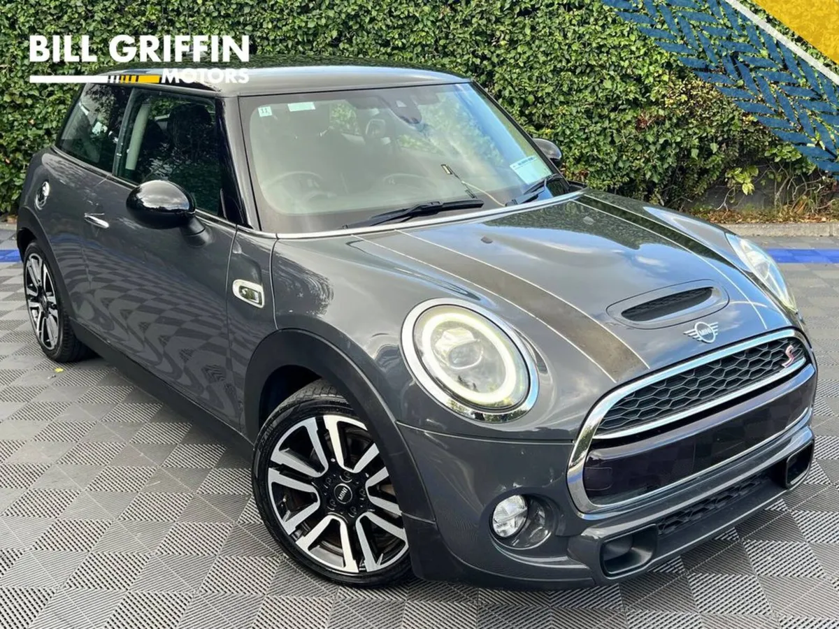 Mini Cooper SD 2.0 AUTO // ADAPTIVE CRUISE CONTROL - Image 1