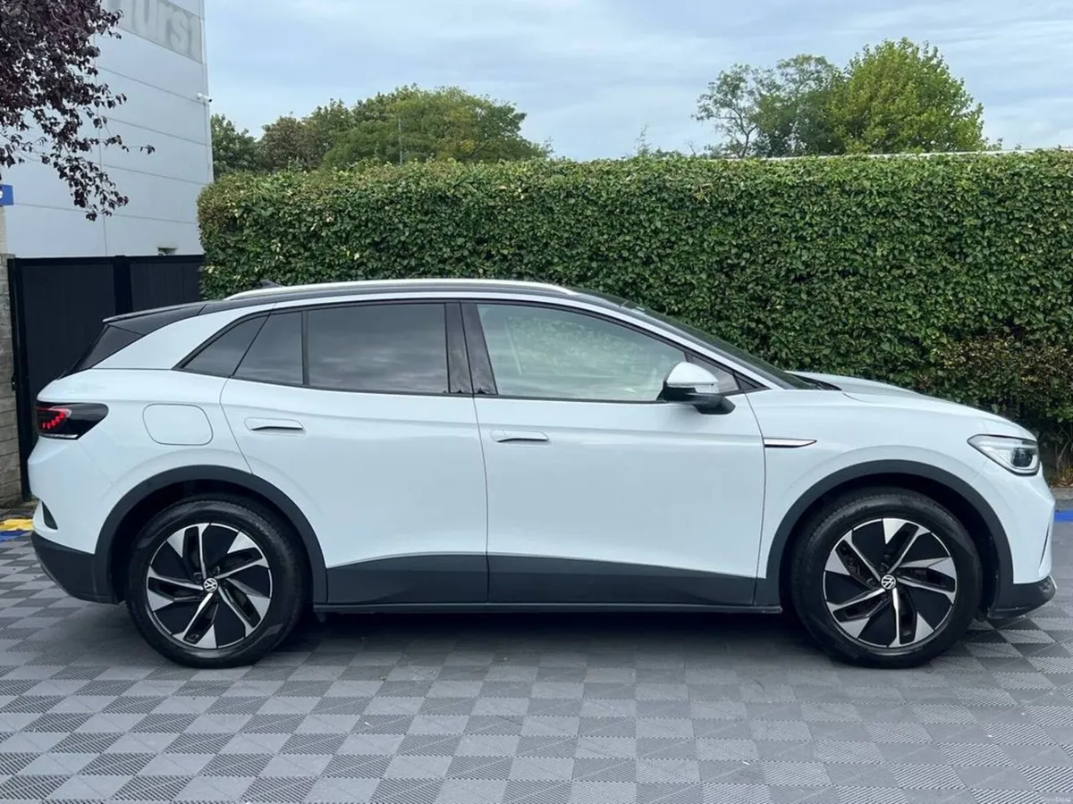 Volkswagen ID.4 PURE 52KWH // PANORAMIC SUNROOF // - Image 3