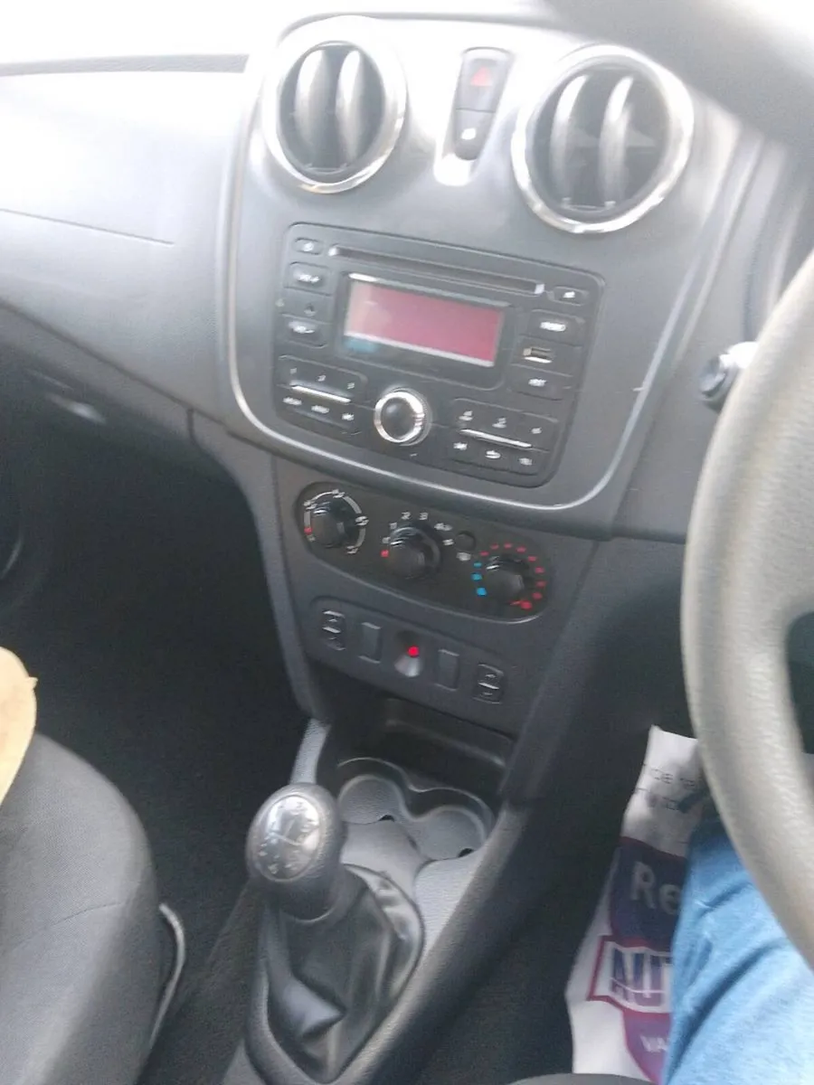 Dacia sandero - Image 6