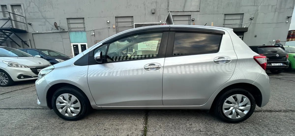 2018 Toyota Vitz | 1 Litre Automatic - Image 5