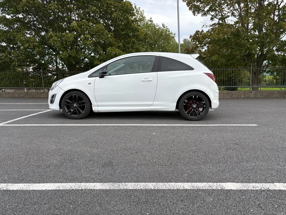 Vauxhall Corsa 1.2L limited edition - Image 4