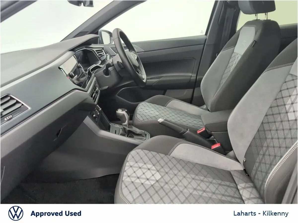 Volkswagen Polo R-LINE 75 1.0TSI 5DR 95HP DSG *REA - Image 4