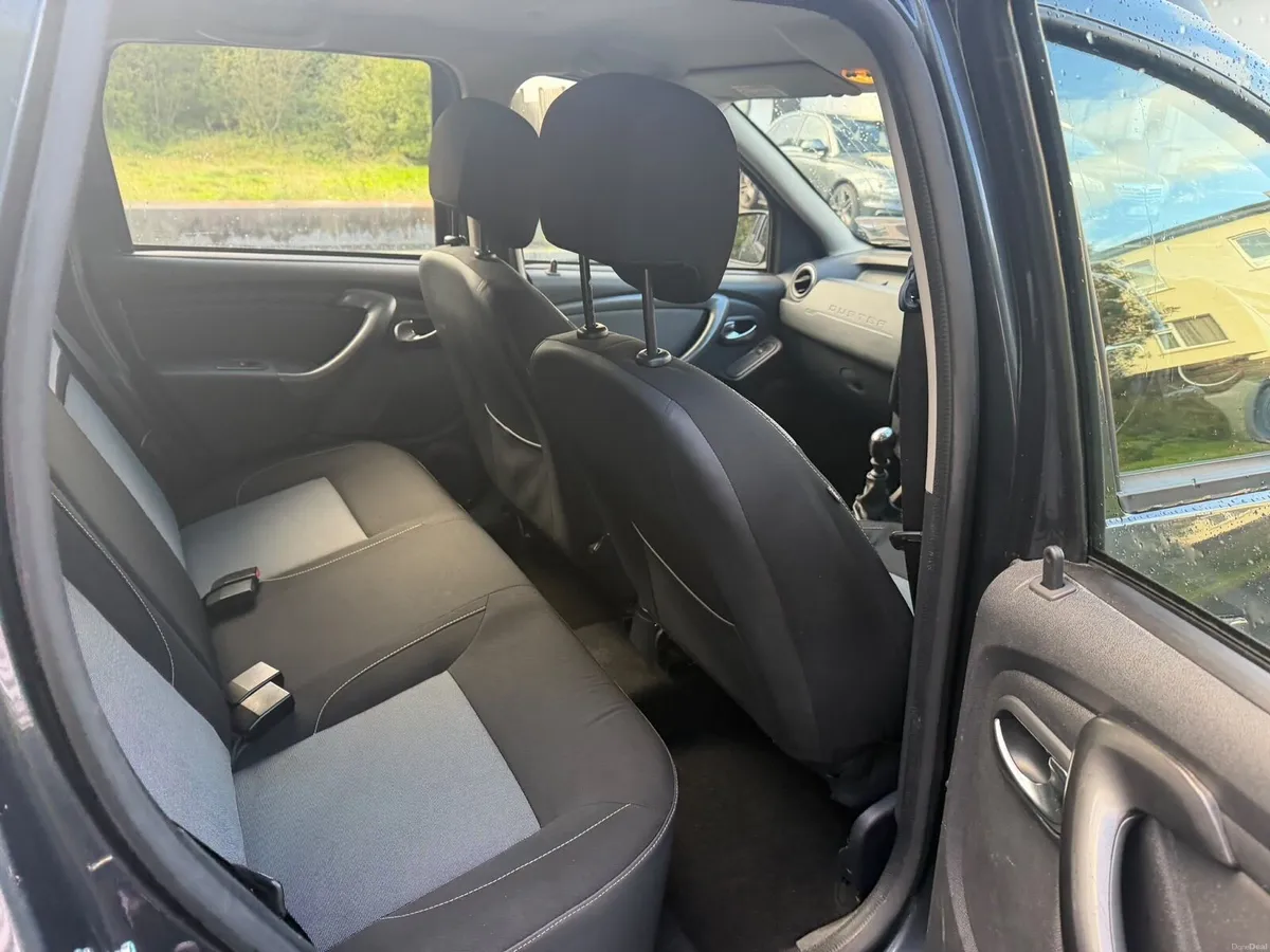 172 Dacia Duster - Image 6