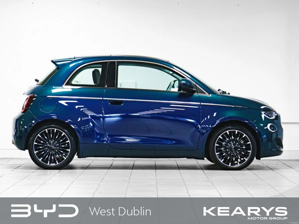 Fiat 500e 500 E LA PRIMA 42KWH 3DR AUTO - Image 3