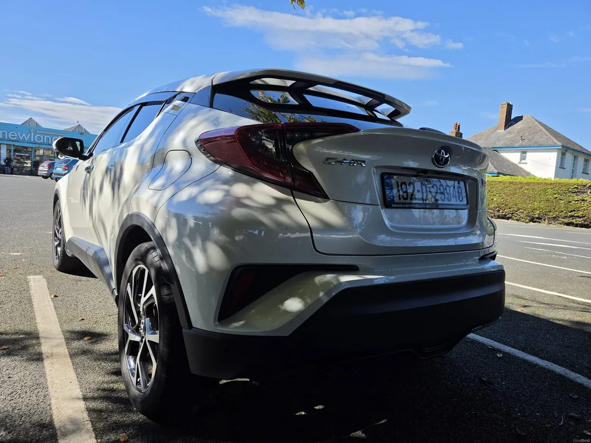 Toyota - Image 2
