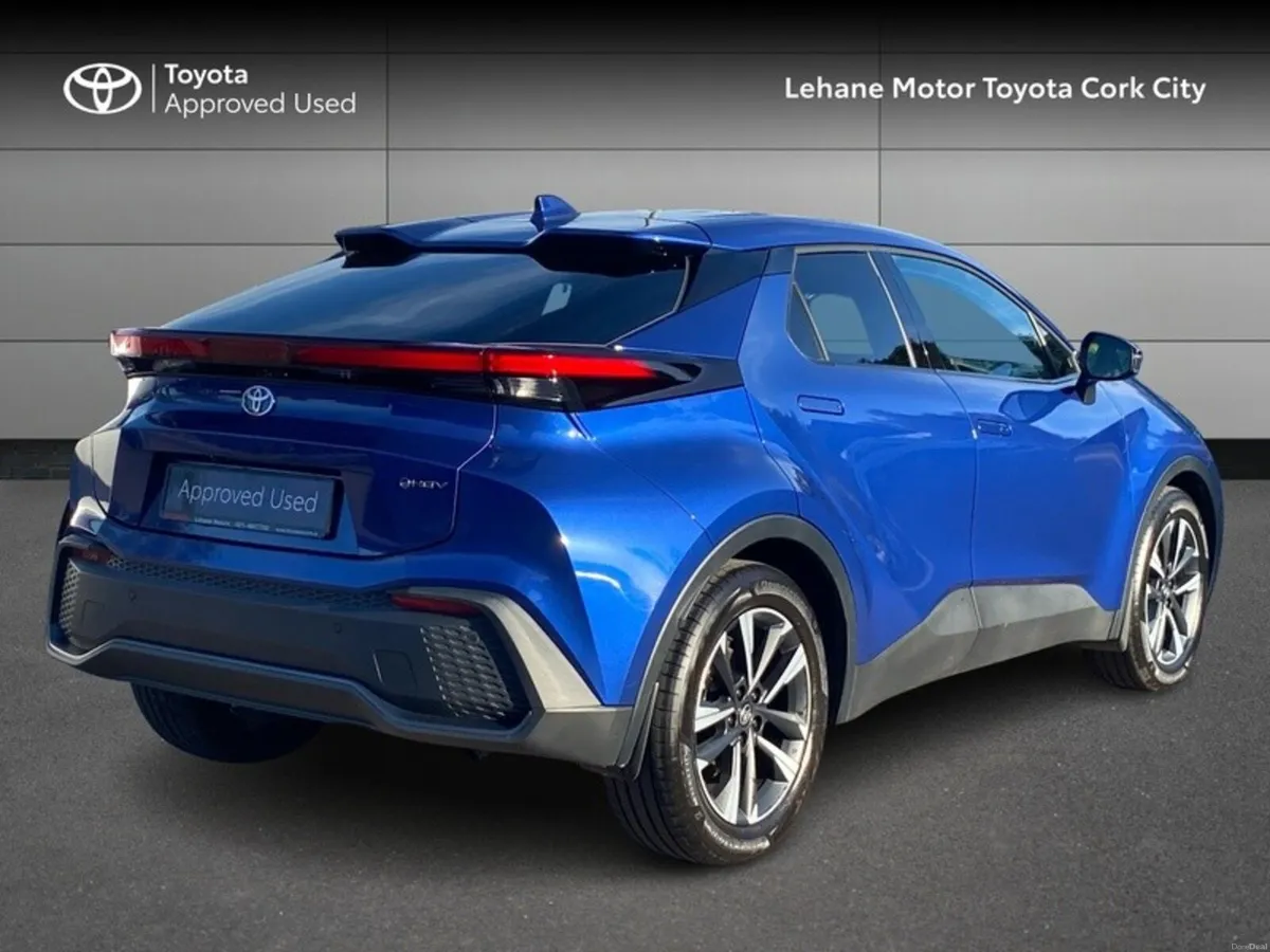 Toyota C-HR C-HR HEV Sport - Image 2
