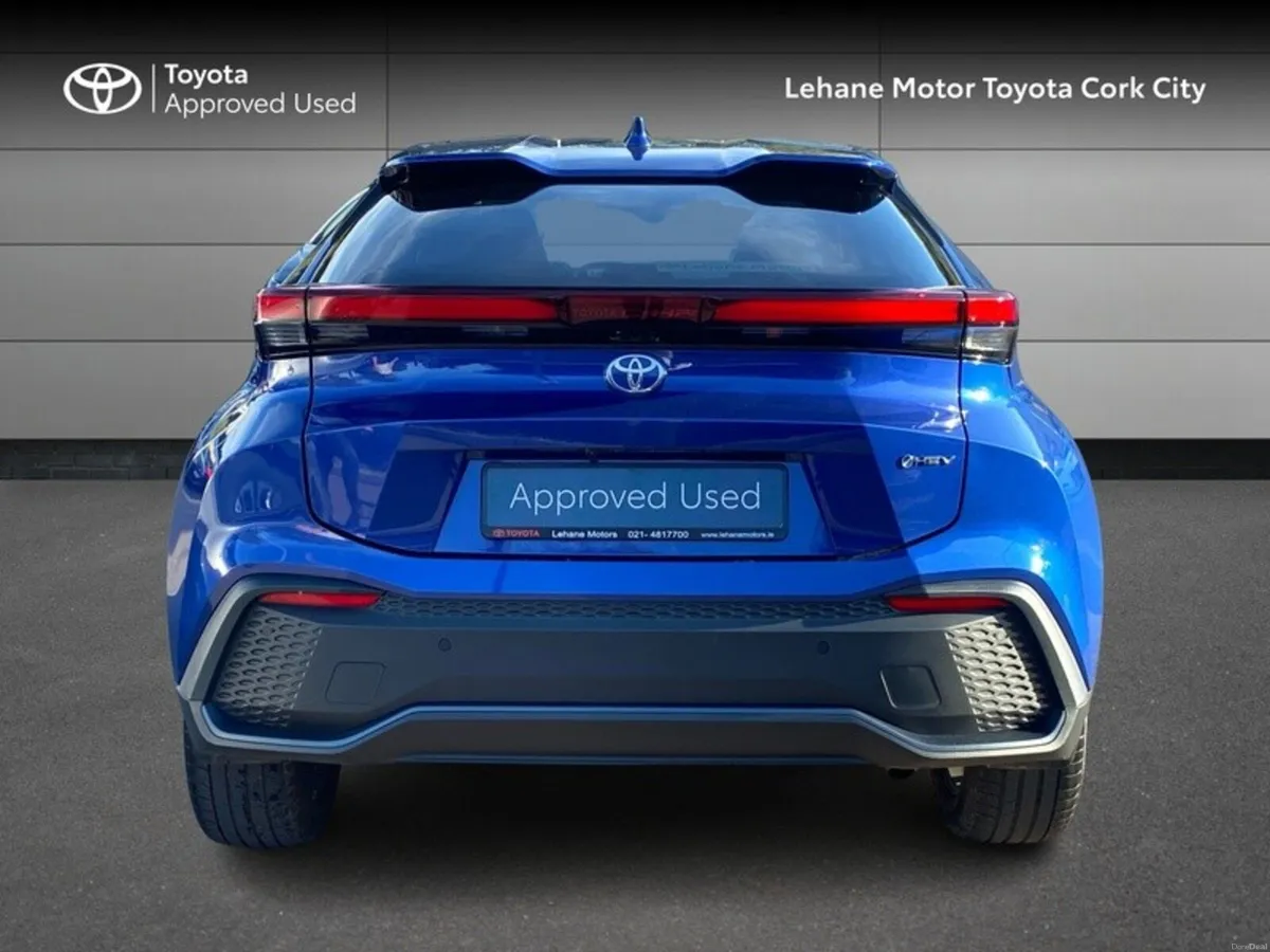 Toyota C-HR C-HR HEV Sport - Image 4