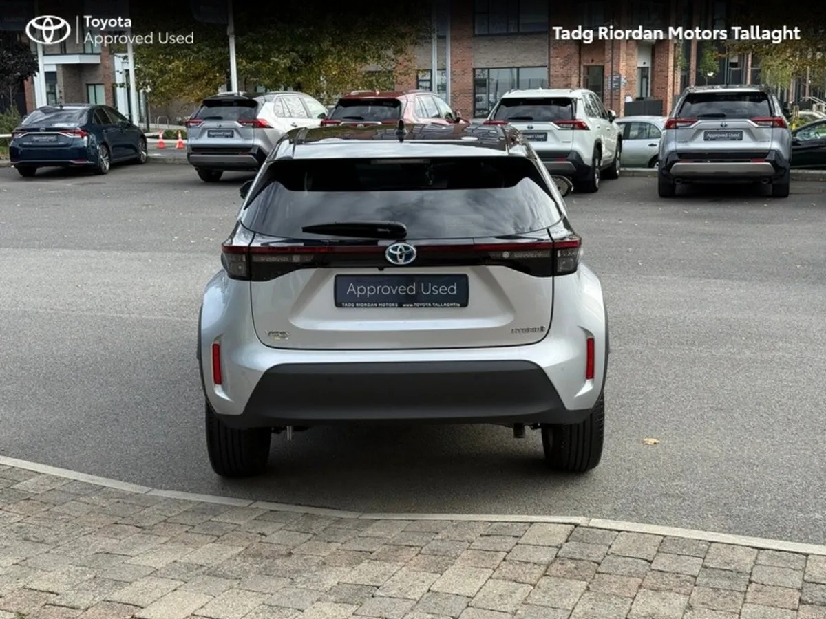 Toyota Yaris Cross HEV SOL - Image 4