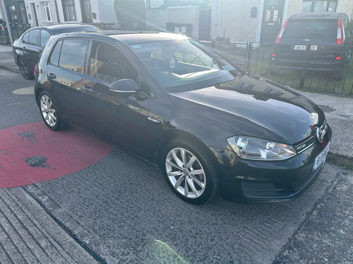 2016 Volkswagen Golf - Image 3