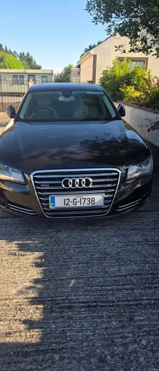 2012 Audi A8 - Image 2