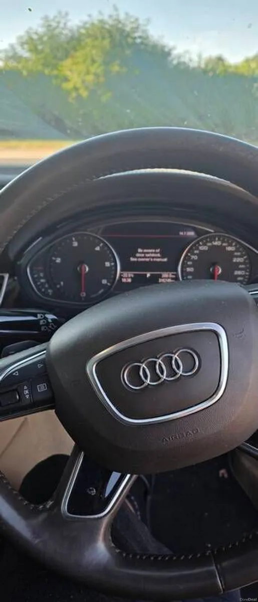 2012 Audi A8 - Image 4