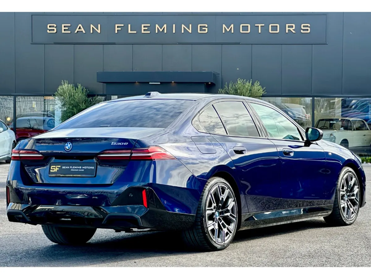 BMW 5-Series 530E G60 M SPORT AUTO - Image 4