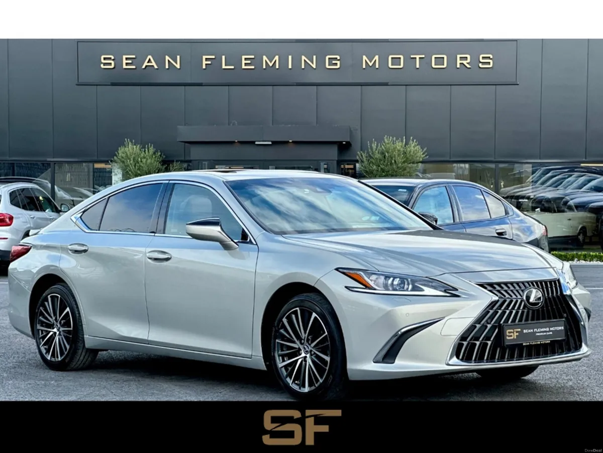Lexus ES ES 300H CVT AUTO - Image 1