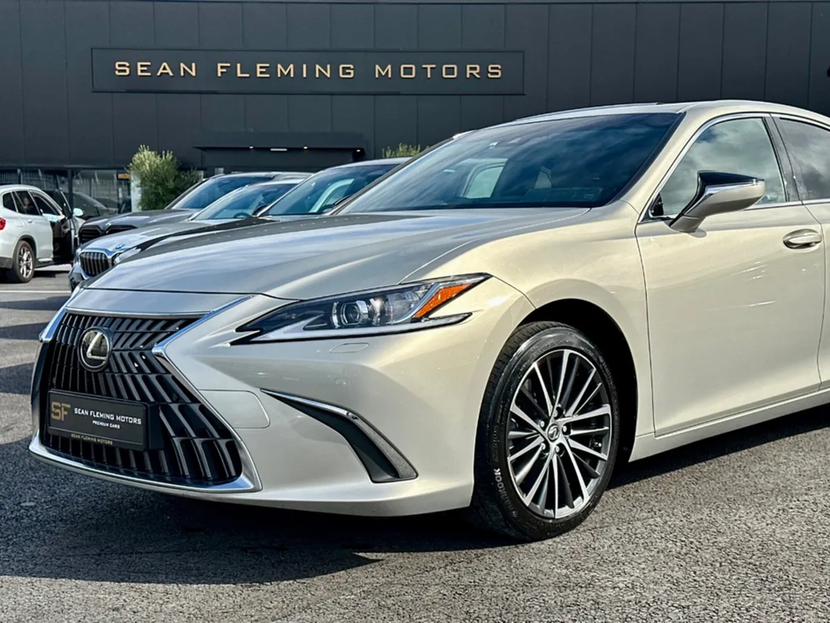 Lexus ES ES 300H CVT AUTO - Image 6