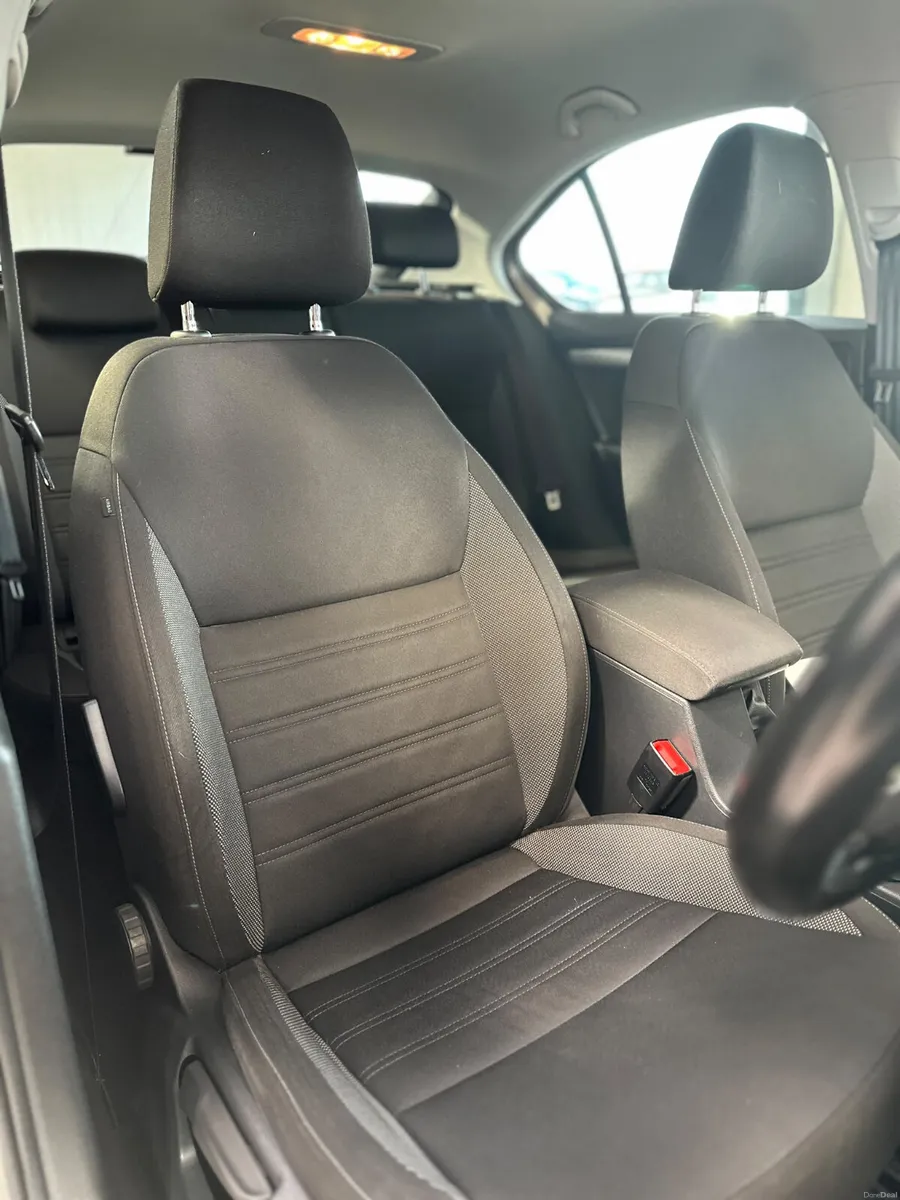 19 SKODA OCTAVIA ACTIV 1.6 DIESEL - Image 3