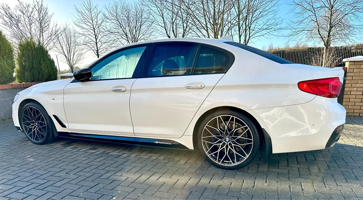 BMW 530D X-drive M-sport M-performance - Image 6