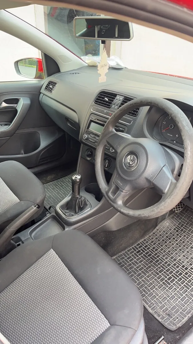 Volkswagen Polo 2011 - Image 3