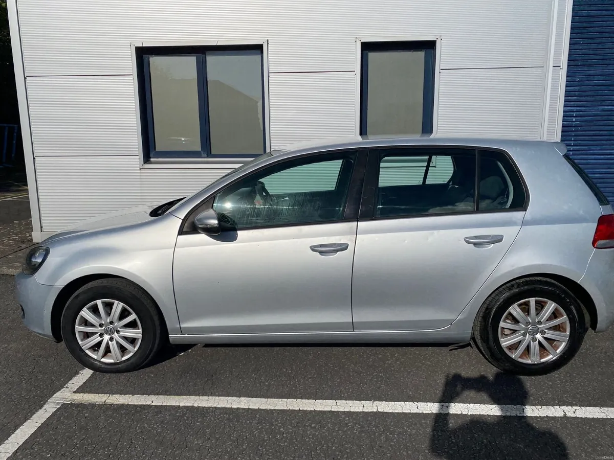 Volkswagen Golf 2011 - Image 5