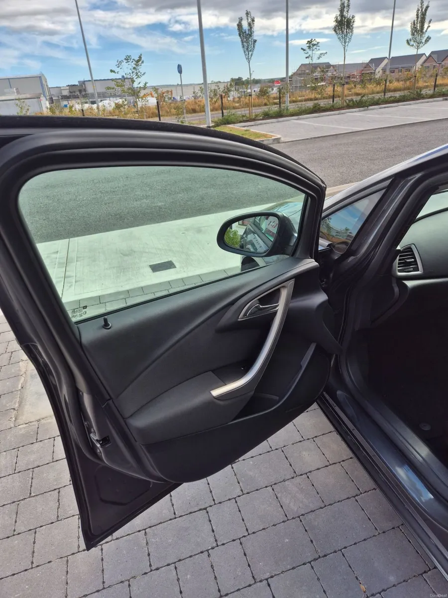 2013 Opel Astra J 1.3 CDTI - Image 2