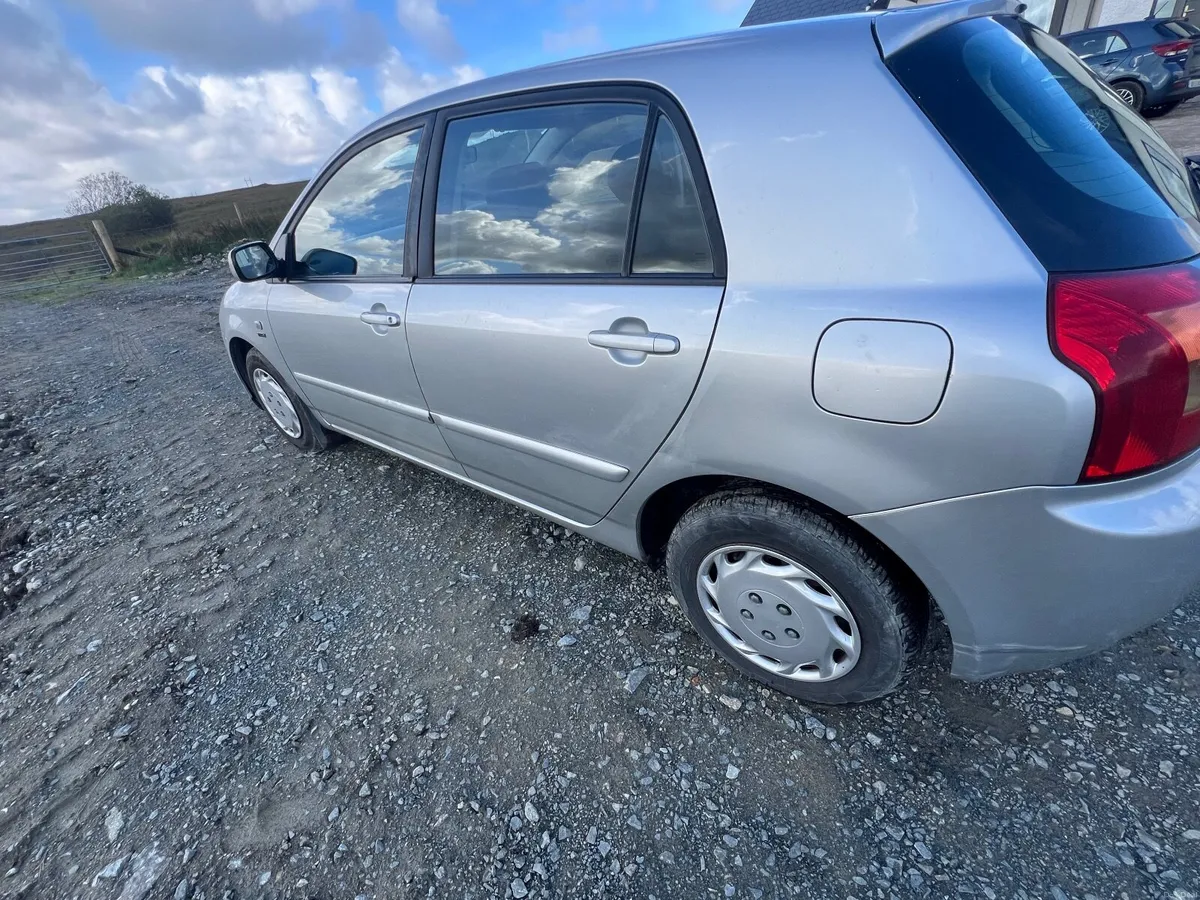Toyota Corolla 2002 - Image 6