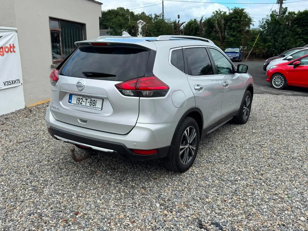 2019 Nissan X-Trail (Pan roof) 7 Seats - Image 6