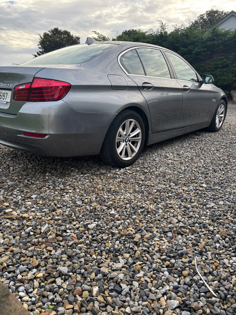 Car - Image 3