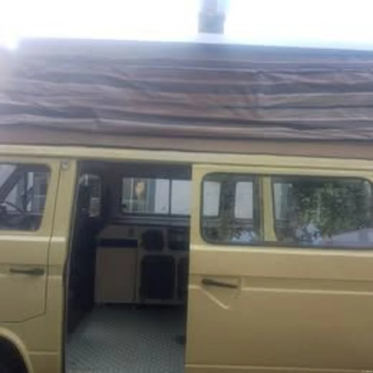 Volkswagen Type 25 camper van - Image 2