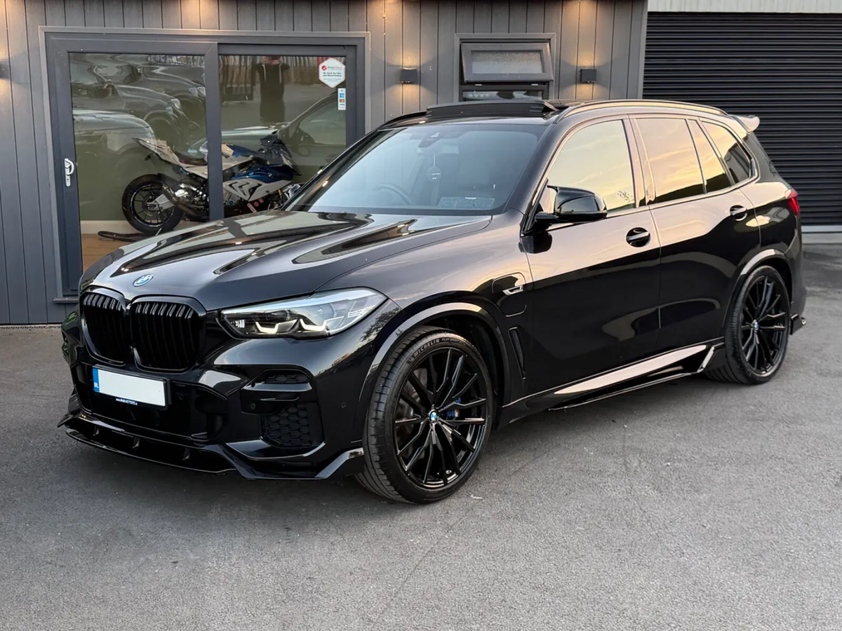 2022/222 BMW X5 45E MSPORT - Image 1