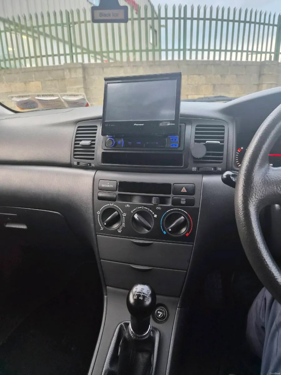 02 Toyota Corolla 1.4 petrol. - Image 6