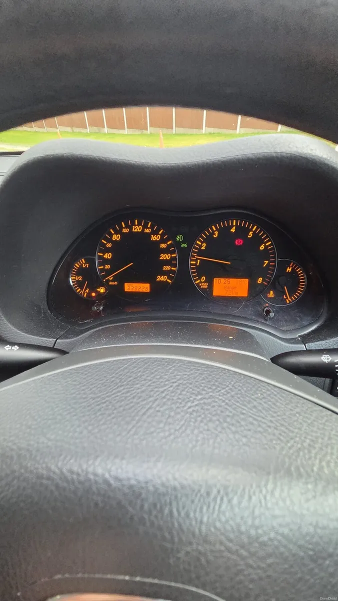 Toyota Avensis - Image 6