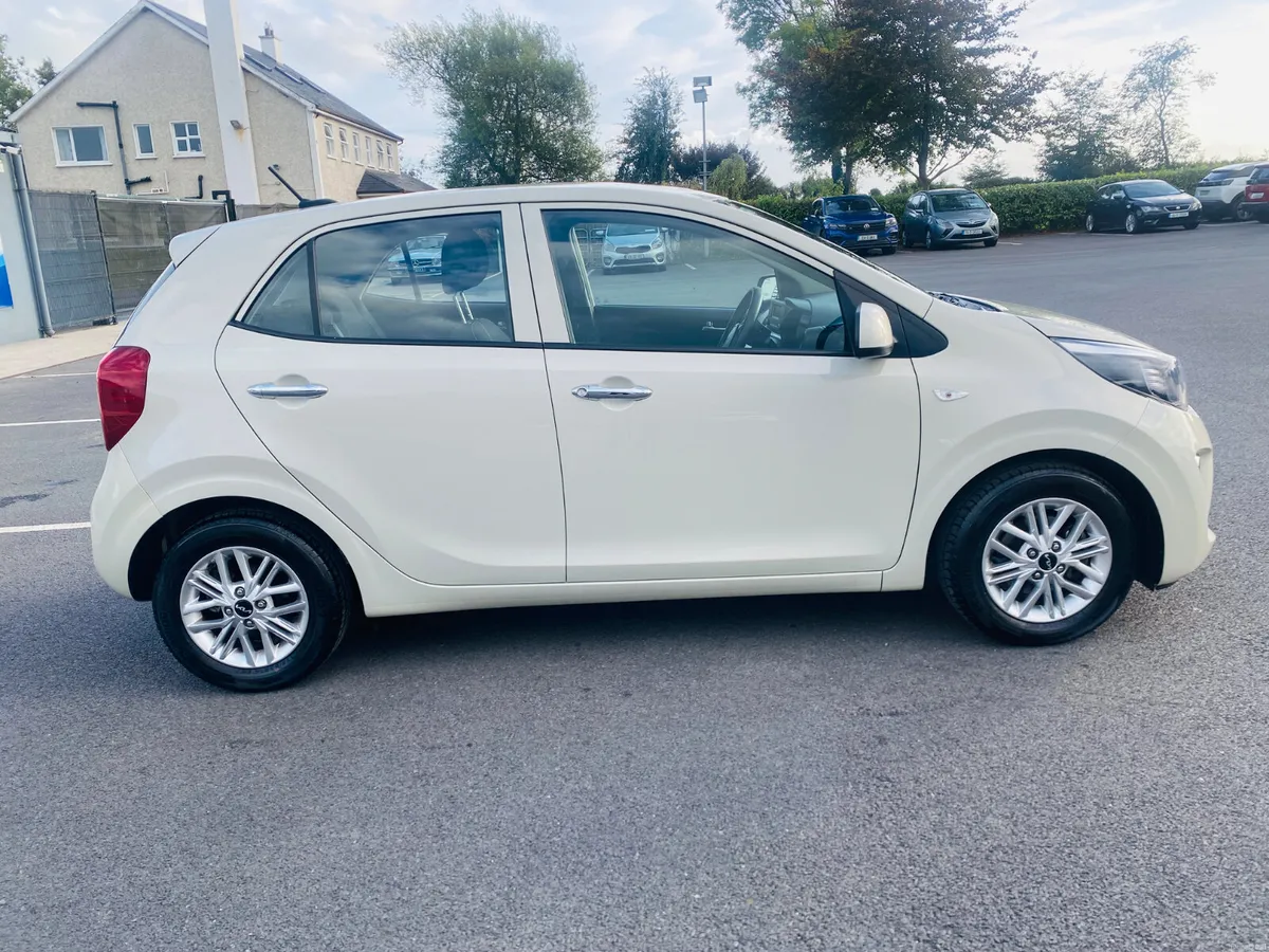KIA PICANTO K1 1.0 PETROL MANUAL 2024 (241) - Image 4