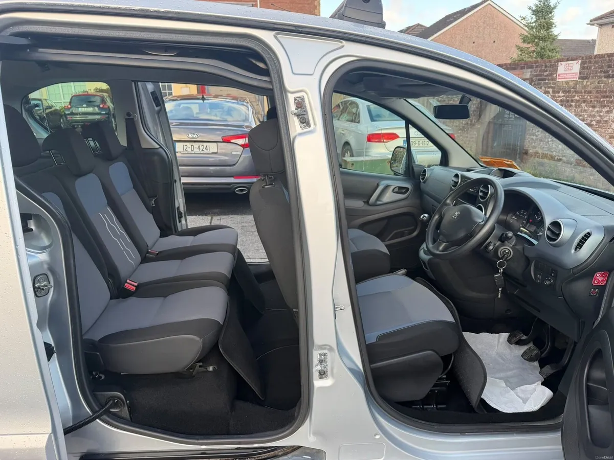 151 Peugeot partner Tepee - Image 6