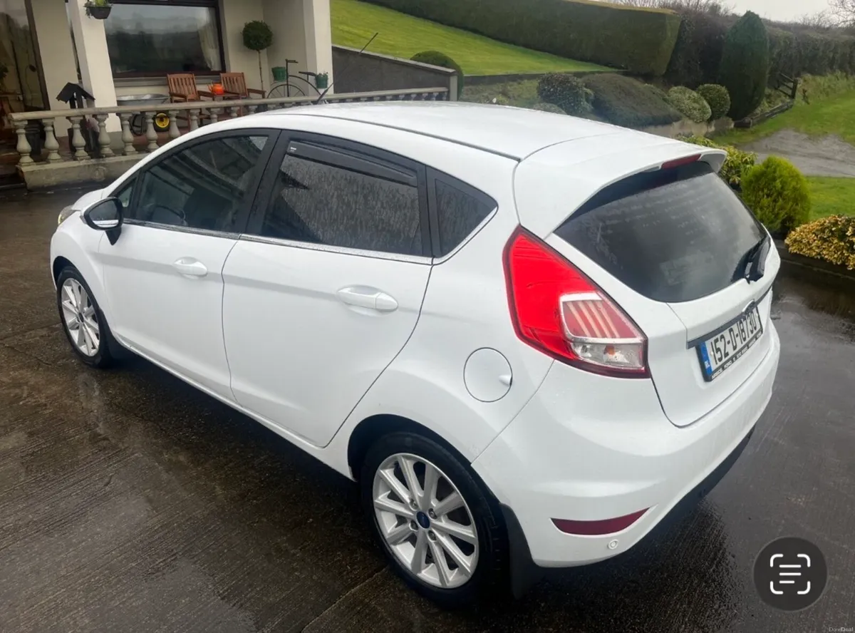 Ford Fiesta MCA Titanium - Image 2