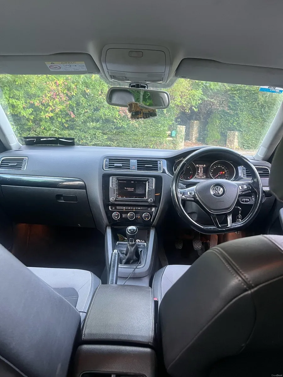 Vw Jetta - Image 5