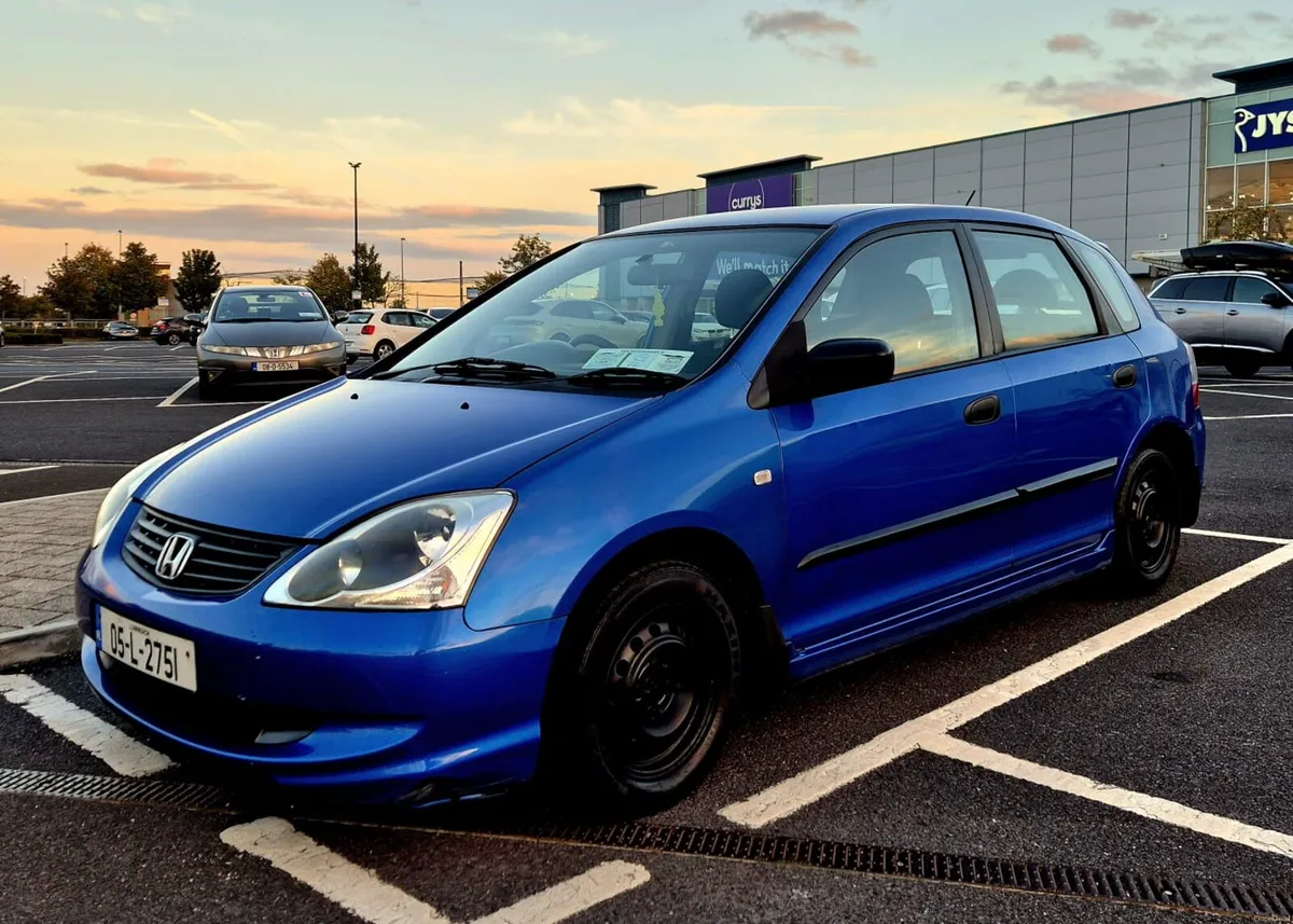 2005 Honda Civic 1.4 Petrol Hatchback

240,000 km - Image 3