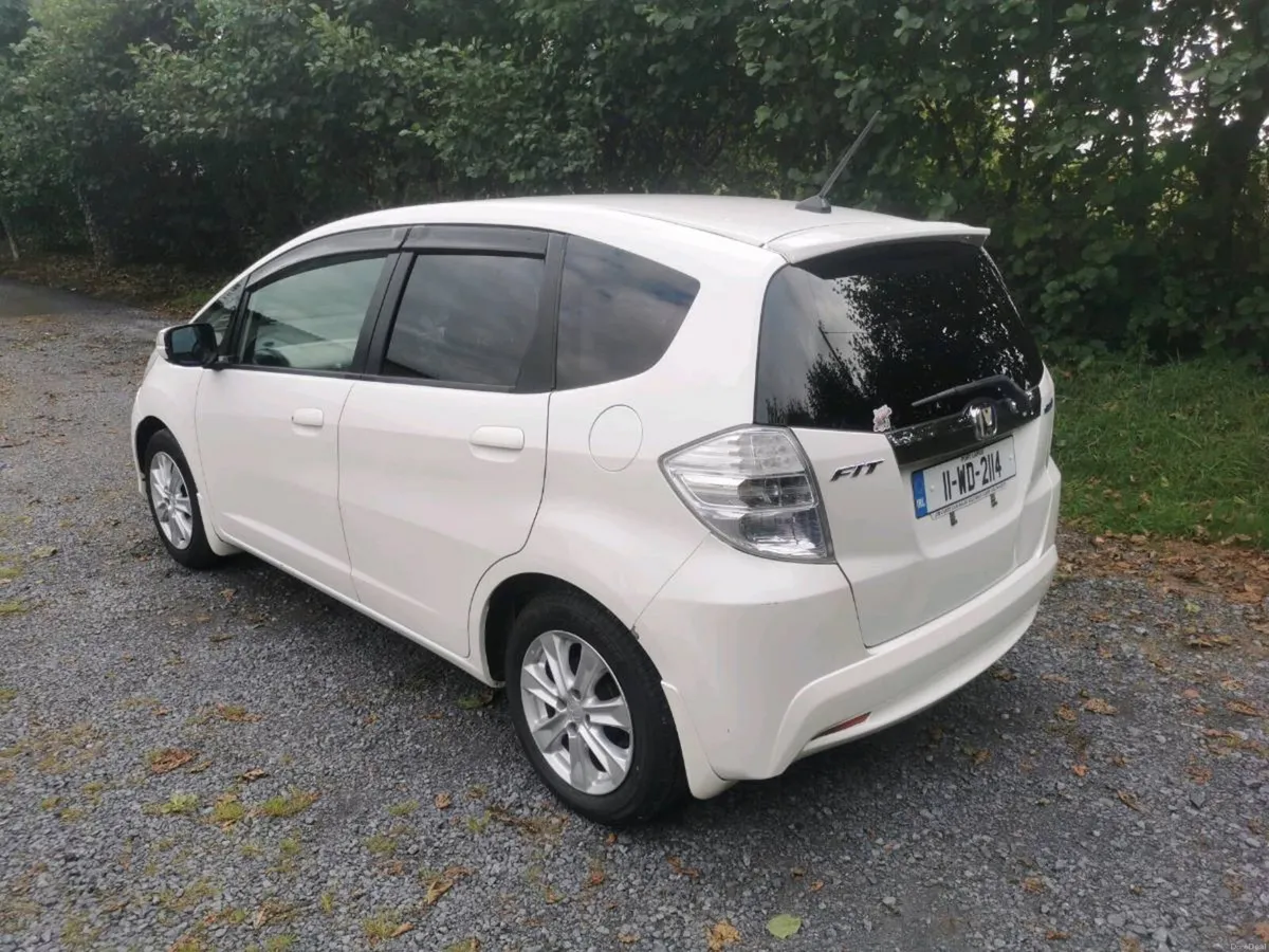 Honda Fit - Image 4