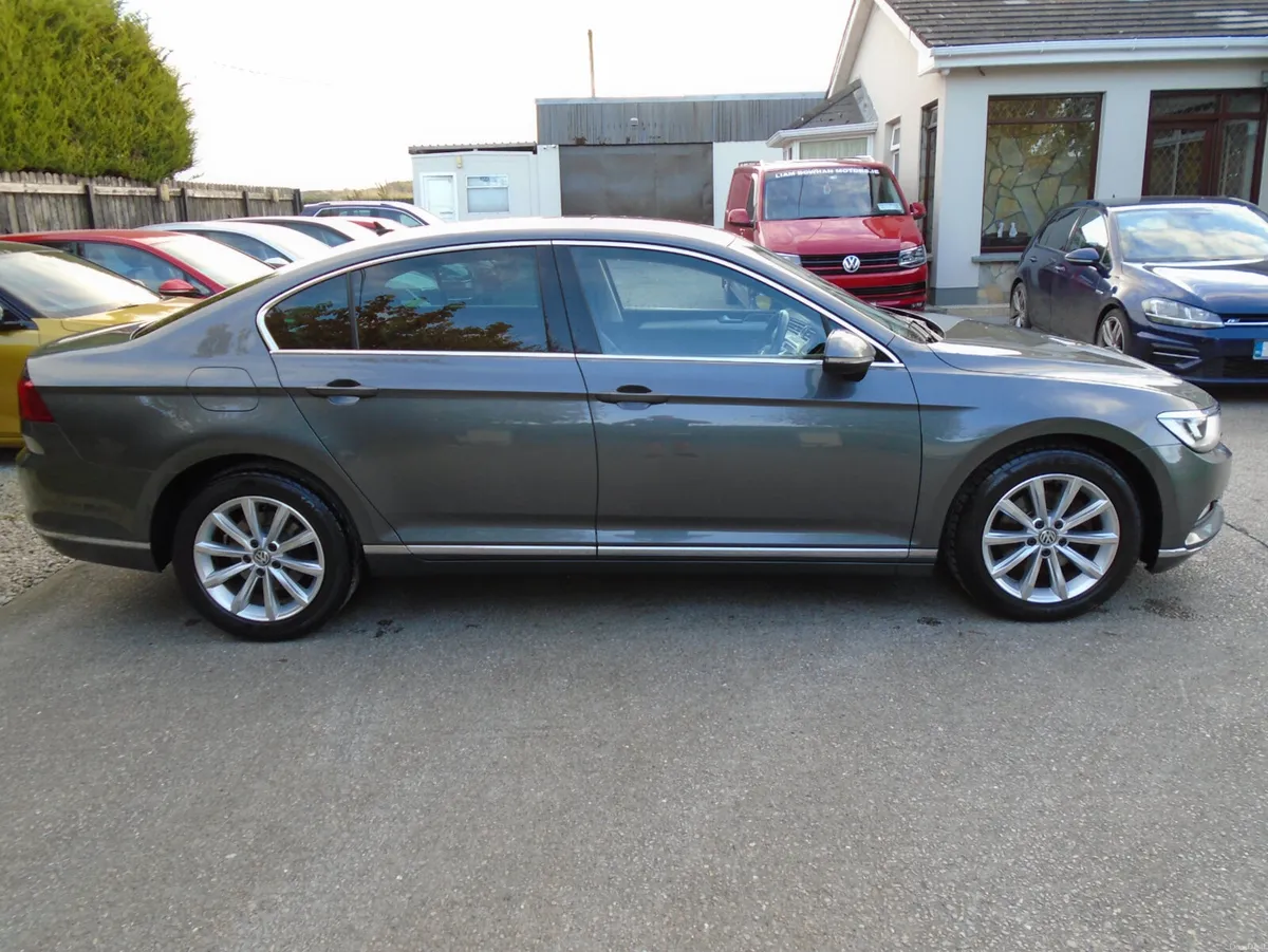 Volkswagen Passat 2015,Highline,heated seats,xenon - Image 2