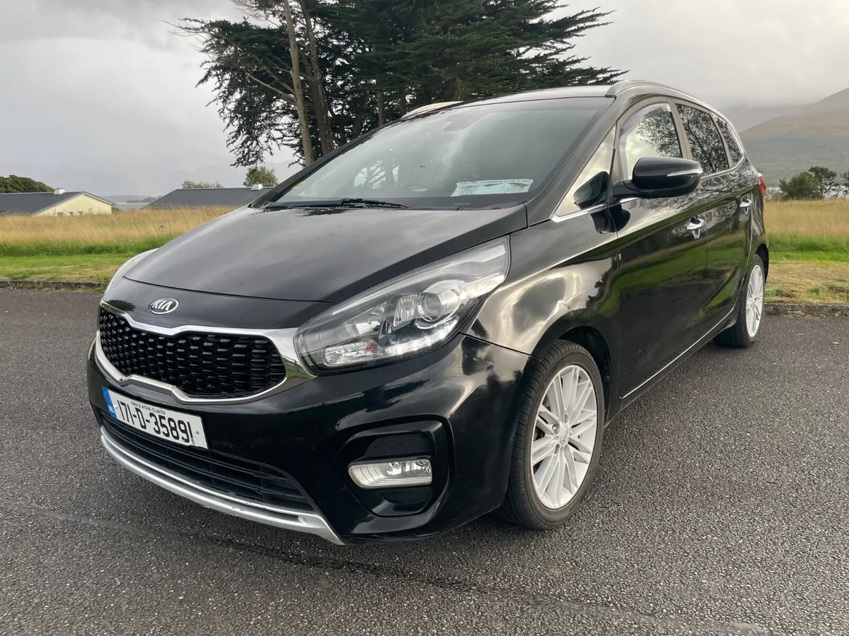 2017 Kia Carens 1.7.. Low Mileage & 2 year NCT - Image 3