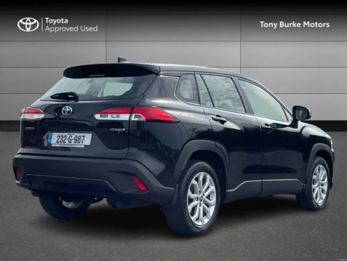 Toyota Corolla Cross CROSS - Luna - 1.8 Hybrid- Au - Image 2