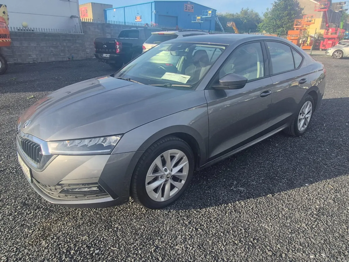 Skoda Octavia AMBITION 2.0 TDI 115 115HP DSG 5 - Image 1