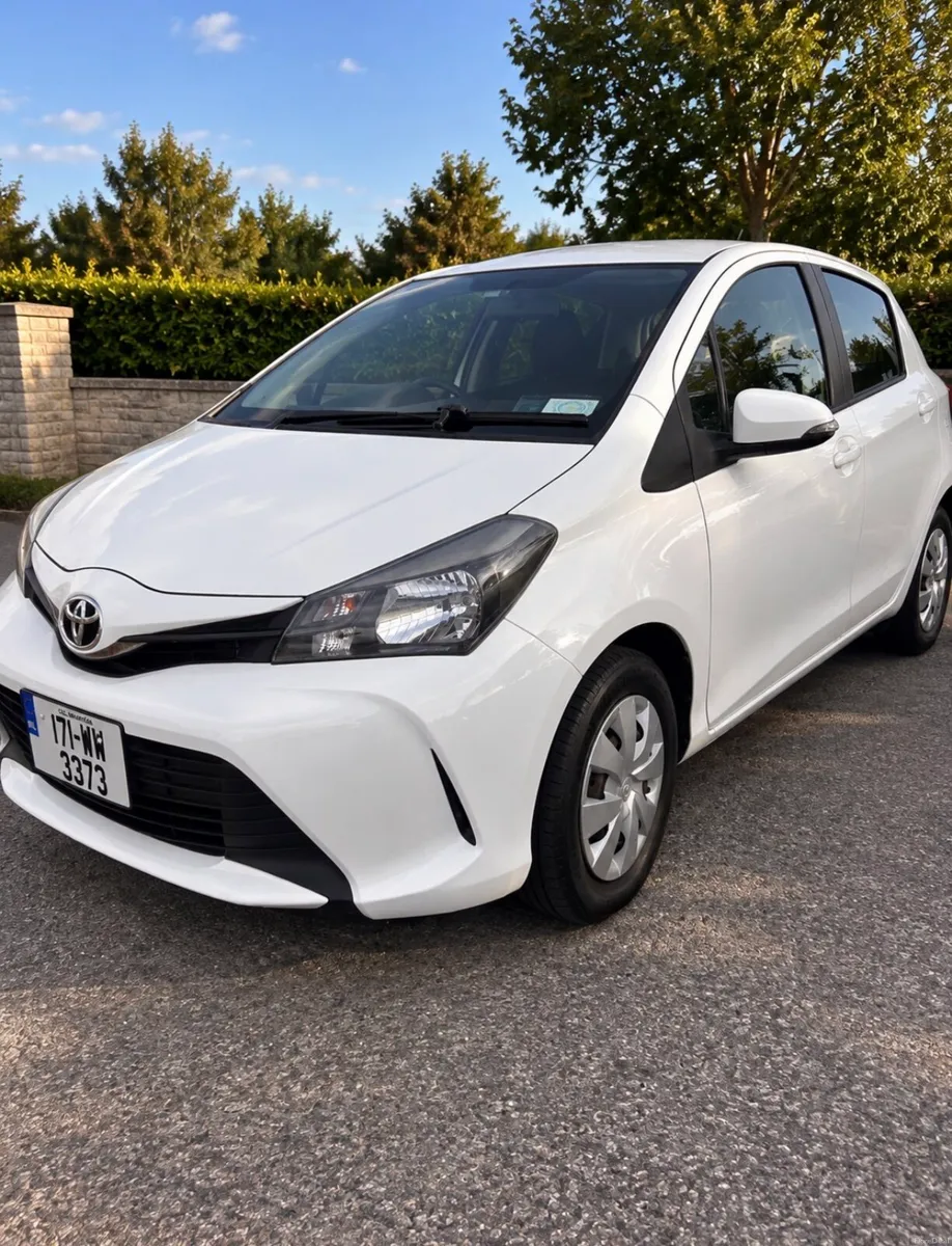 Toyota Yaris (low km) - Image 2