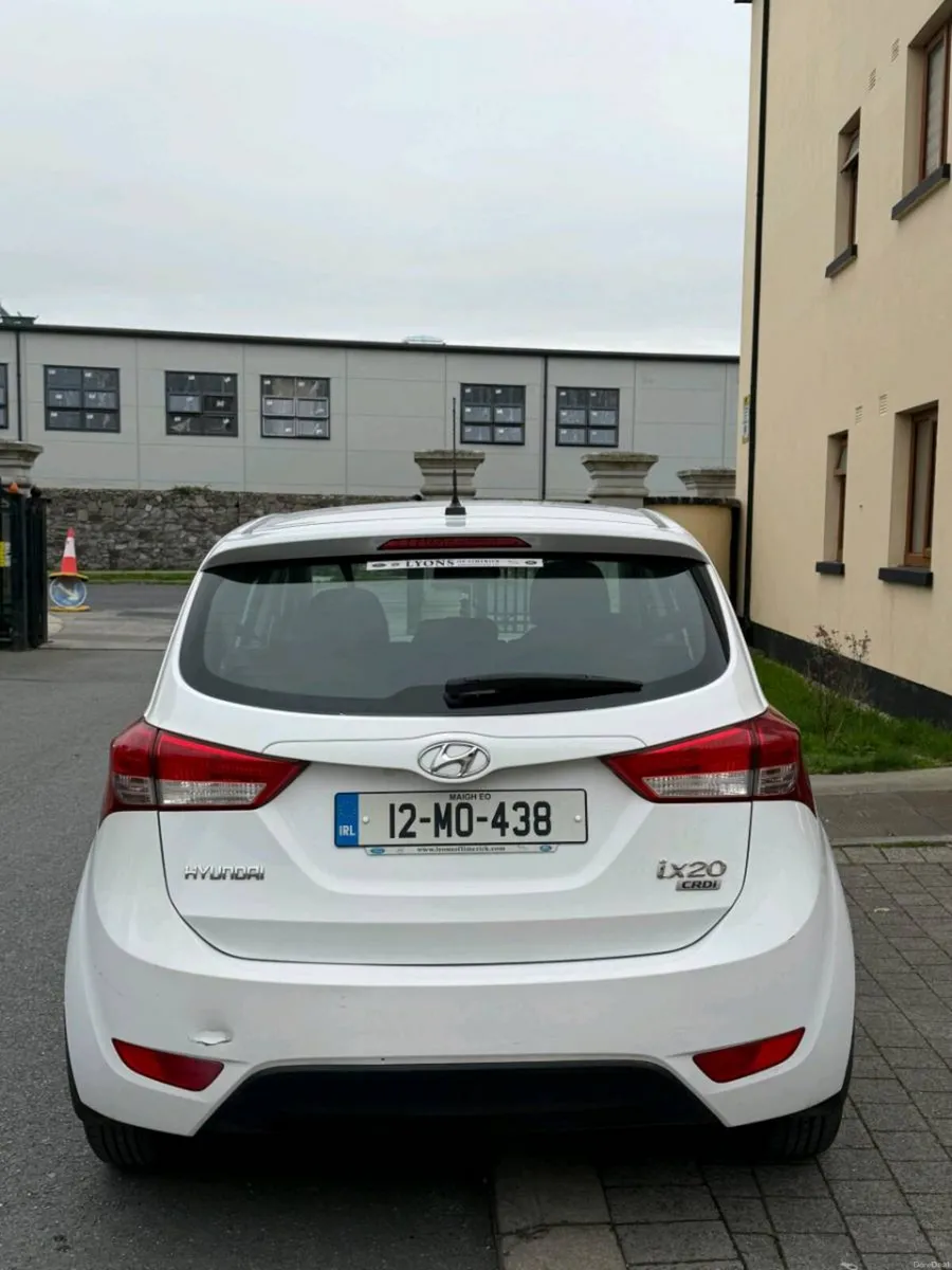 2012 Hyundai ix20 - Image 2