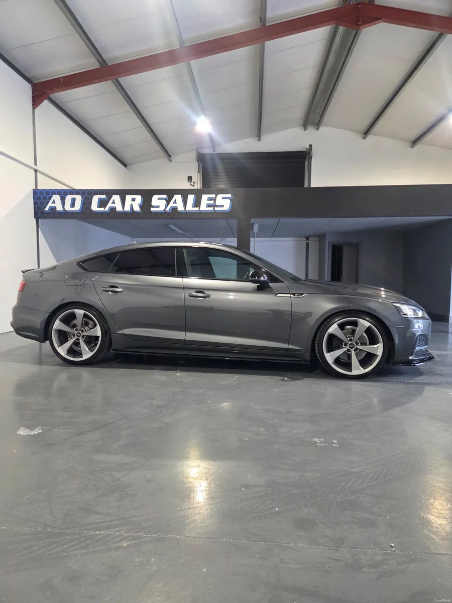Audi A5 2019 192 2 0 tdi black edition - Image 4