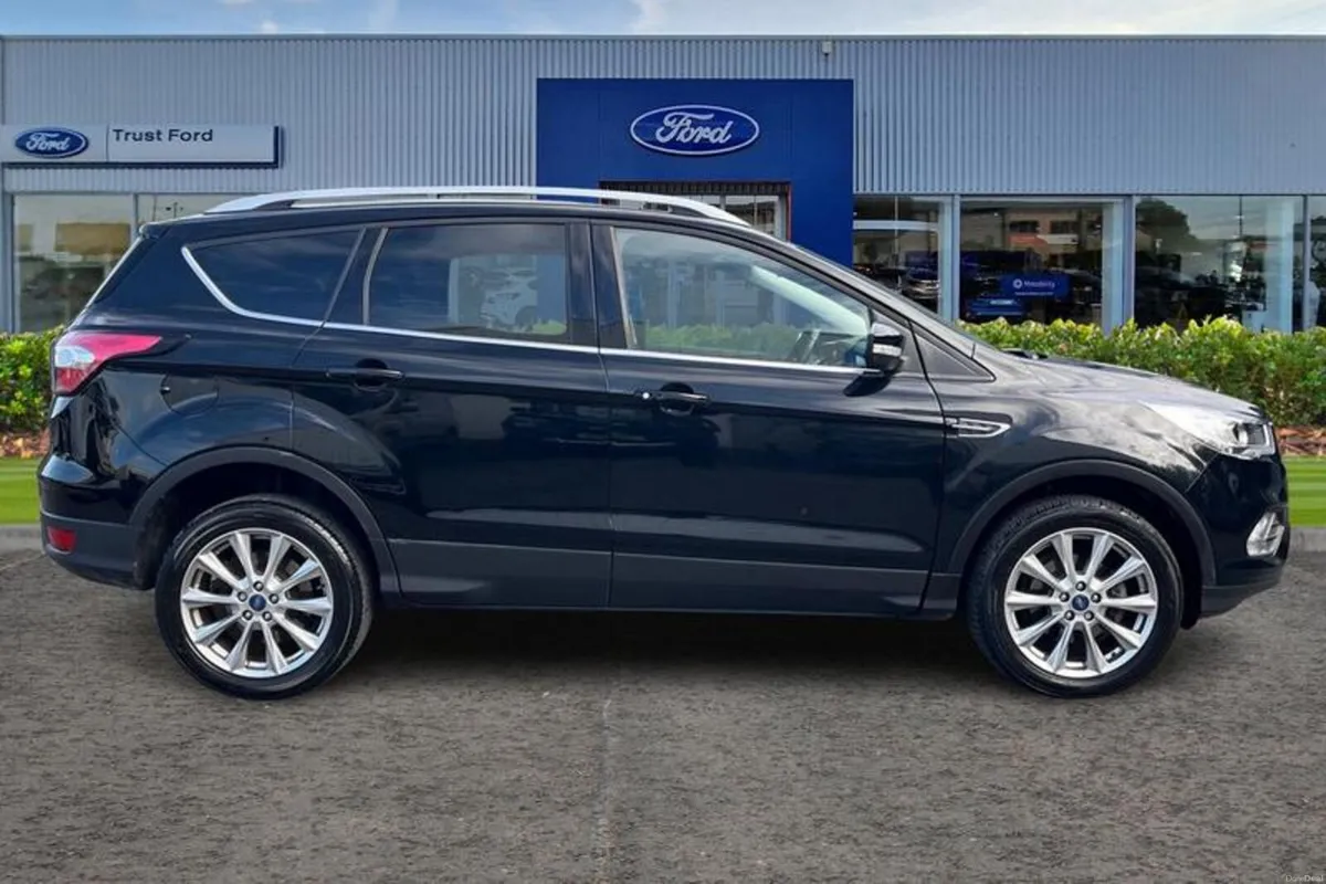 Ford Kuga 1.5 TDCi Titanium Edition 5dr 2WD - Image 3