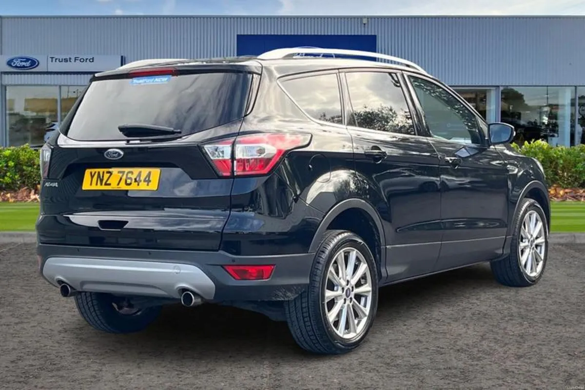 Ford Kuga 1.5 TDCi Titanium Edition 5dr 2WD - Image 4
