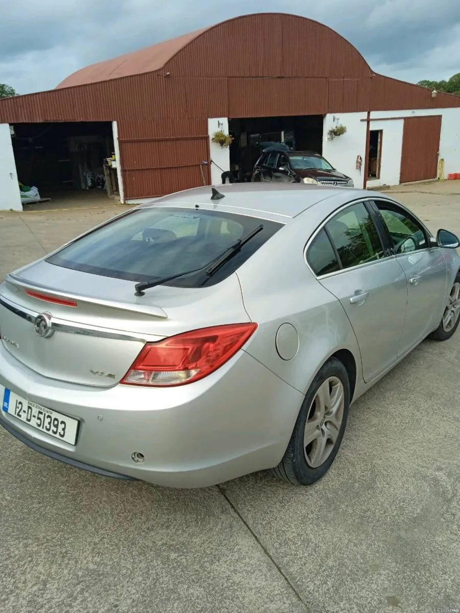Car - Image 2